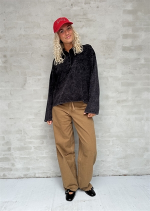 Neia polo bluse Black Brown Wash Gestuz 